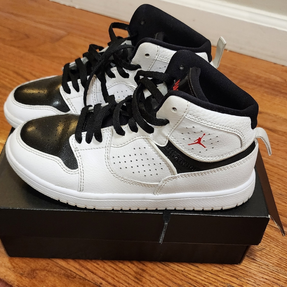 NIKE Jordan Access (PS) sneakers for kids size US 2 - Picture 3 of 8